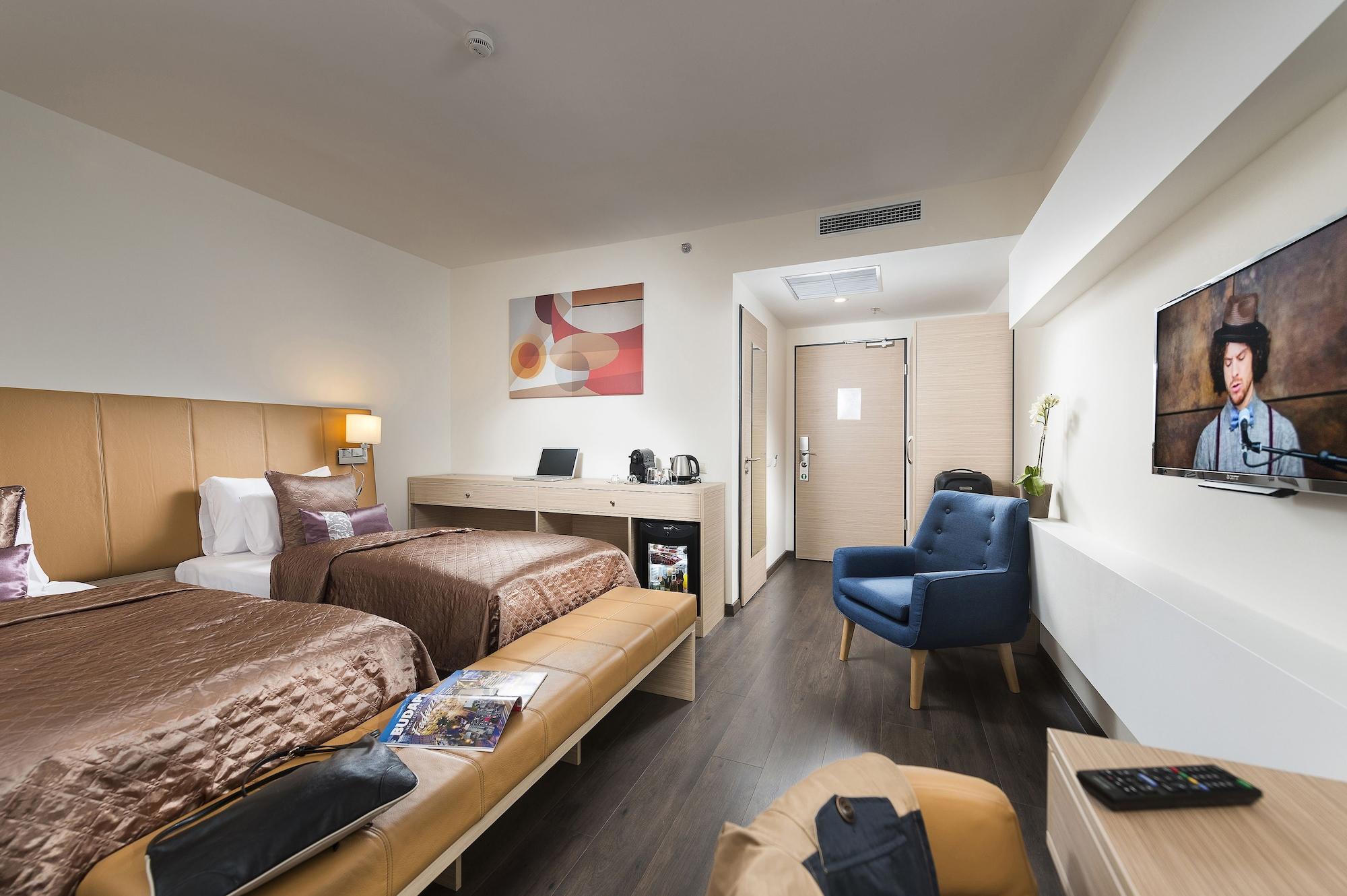 Bo33 Hotel Family & Suites Budapest Rom bilde